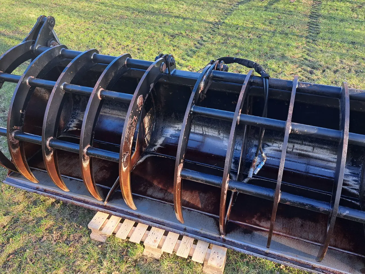 Billede 1 - JST Overfaldsskovl/siloskovl, Manitou