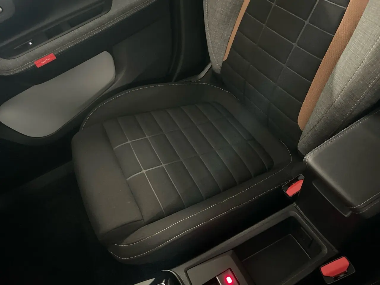 Billede 21 - Citroën ë-C3 Aircross 44 Plus