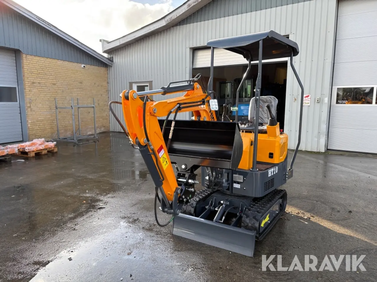 Billede 10 - Minigraver m/svingbar arm + redskabspakke Hightop HT10