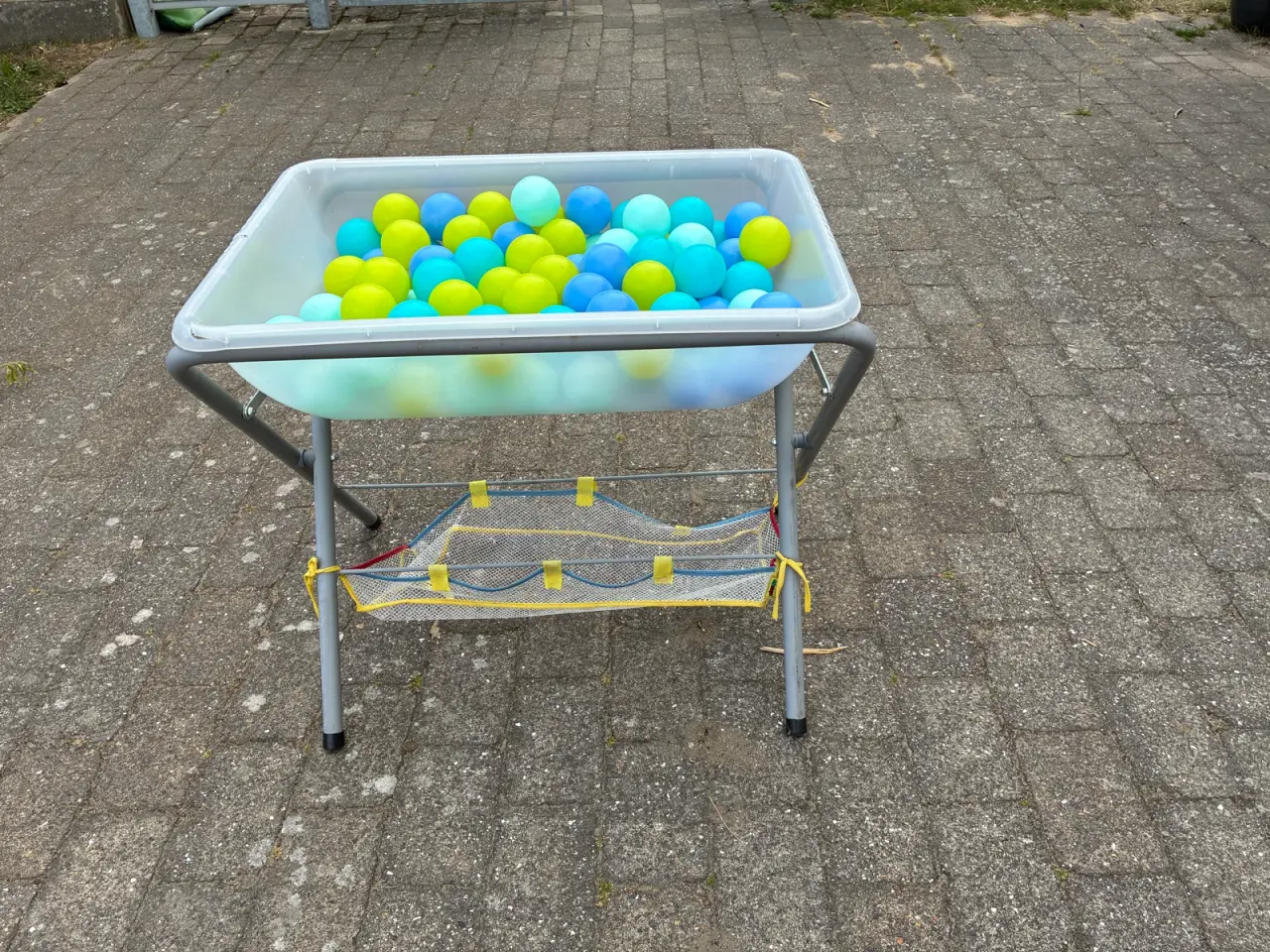 Billede 3 - Sansebord med bolde
