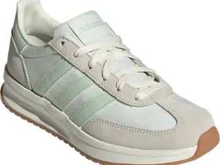 Helt nye Adidas Sneakers str. 37. Sål længde 24 cm