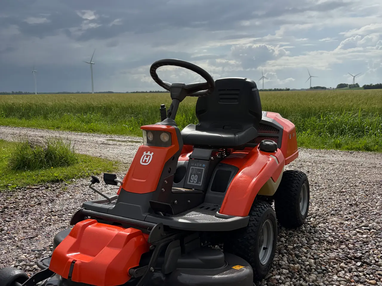 Billede 2 - Husqvarna R216T AWD
