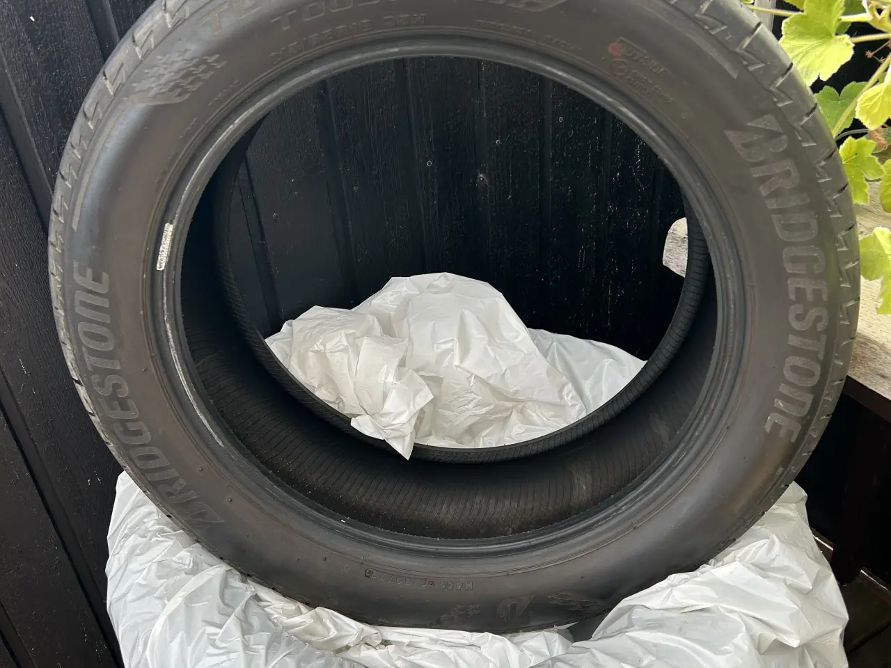 Billede 1 - Sommerdæk næsten ny Bridgestone: 7221 km