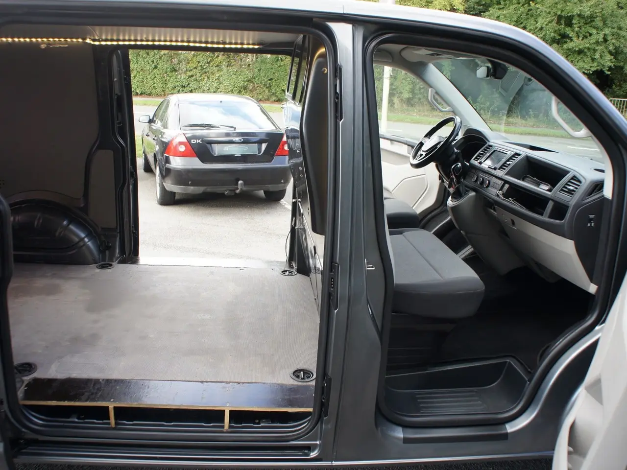 Billede 11 - VW Transporter 2,0 TDi 150 Kassevogn DSG kort