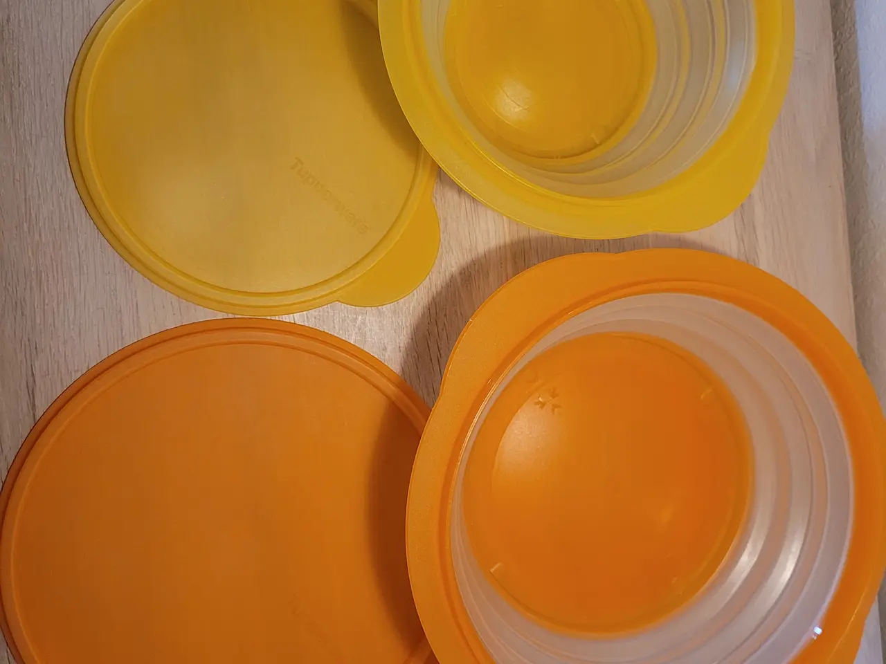 Billede 2 - Tupperware folde bøtter med låg 2 stk.