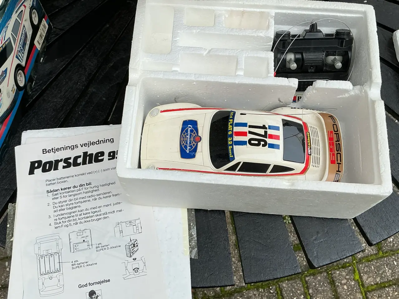 Billede 2 - Porsche 959 retro bil