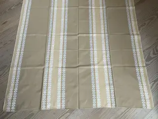 Vævet retro dug 130x150