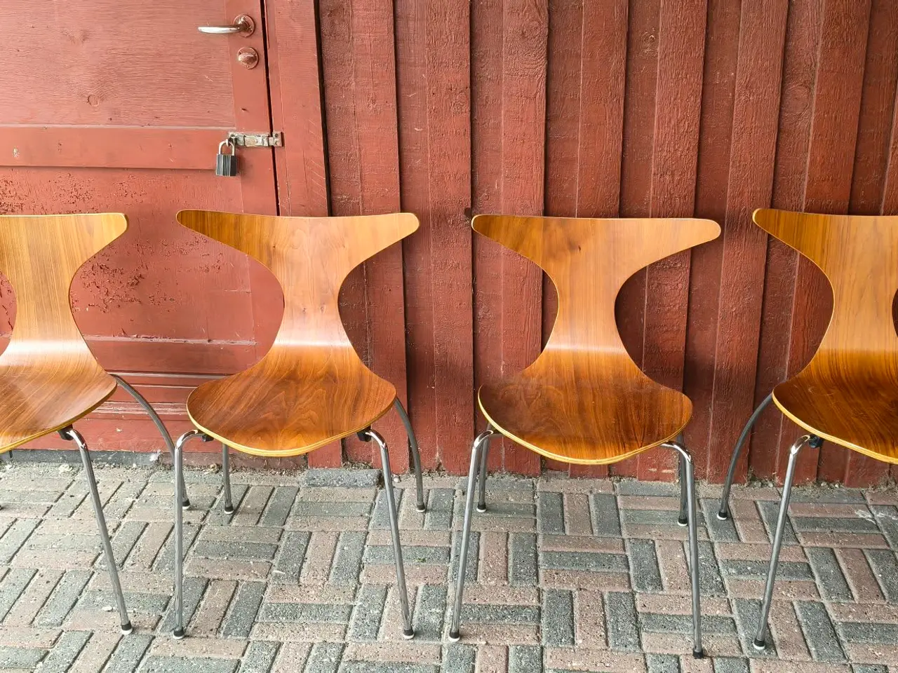Billede 1 - 4 super fede teaktræstole kender ikke designer