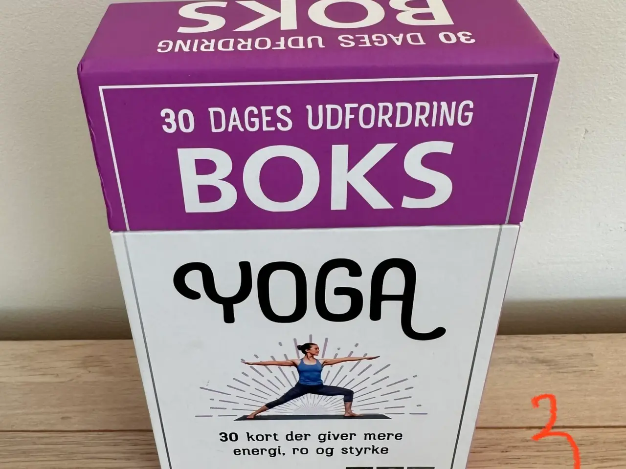 Billede 8 - To pilleæsker og YOGA boks