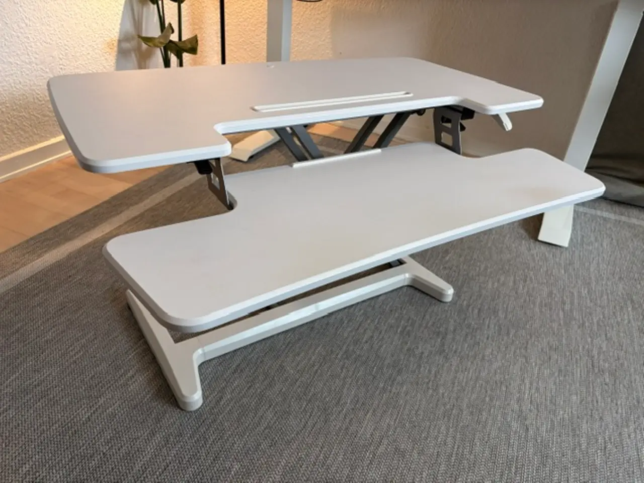 Billede 3 - Kompakt hævesænke bord (desk riser)