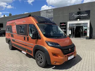 2025 - Adria Twin Supreme 640 SLB Fiat ADRIA TWIN SUPREME. Flot van med automat gear, adaptiv fartpilot, lithiumbatteri, solceller, fast træk.En absolut topklasse van.