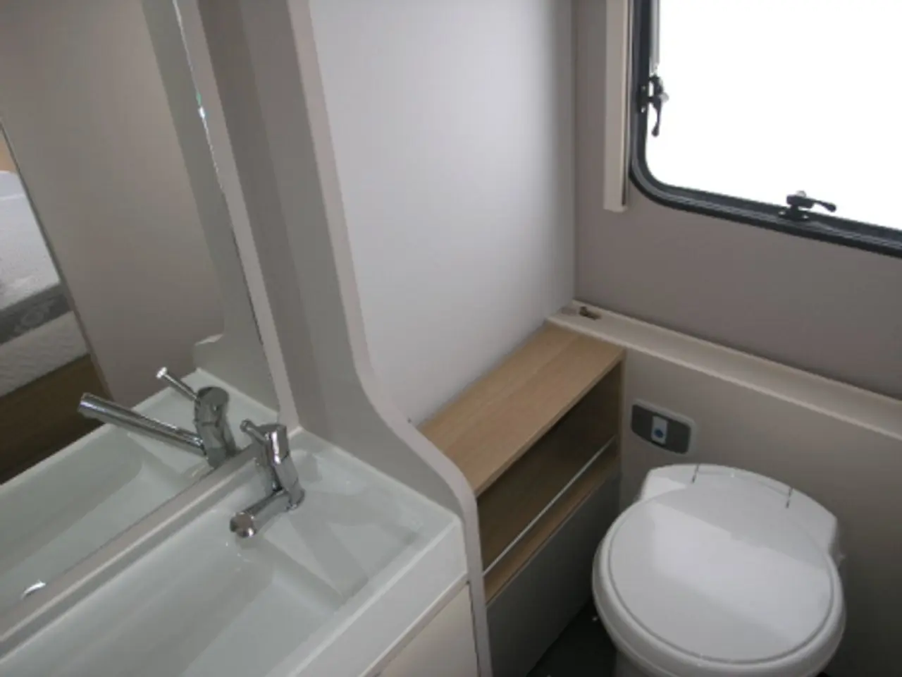 Billede 8 - Adria Adora 613 UT Alde