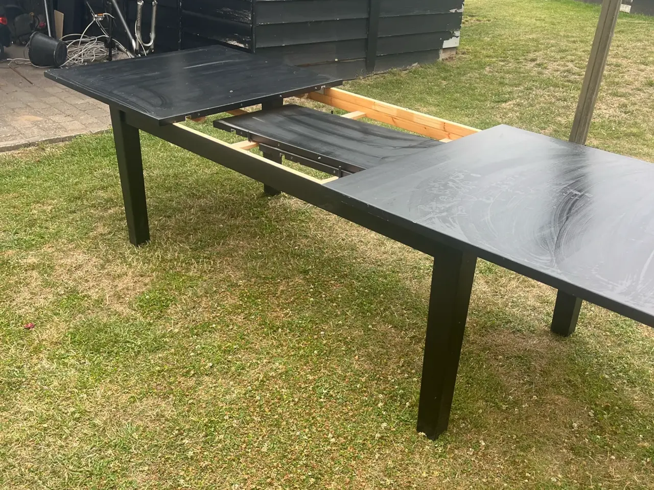 Billede 2 - Spisebord med stole