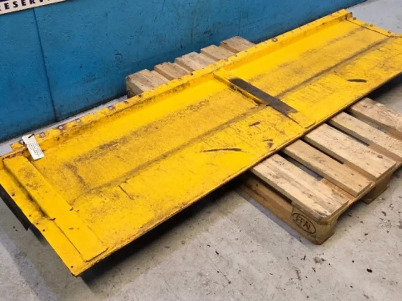 Billede 2 - New Holland 760CG Plade 84139647 