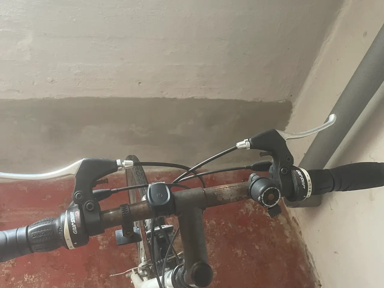 Billede 4 - Cykel med kurv