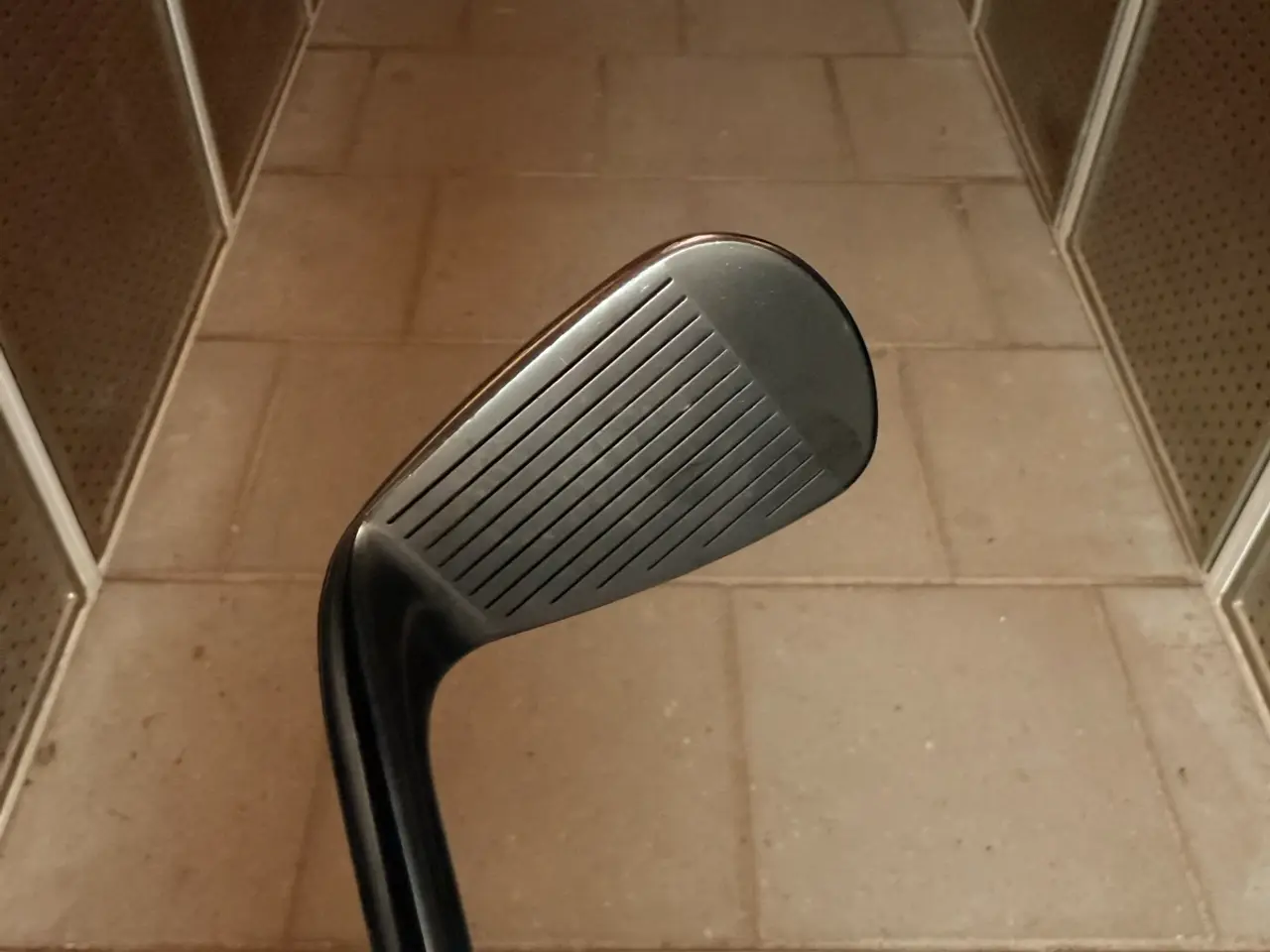 Billede 5 - Titleist T150 Limited Black 5-PW – Stiff