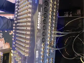 Muzik