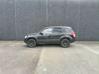 Suzuki Grand Vitara 2,4 GLX 4x4 169HK 5d
