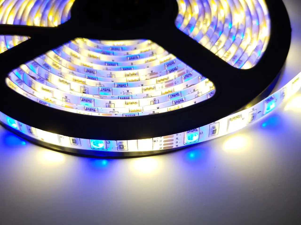 Billede 7 - 5m LED RGBW+W (WARM) Tape 300 LED + Fjernbetjening