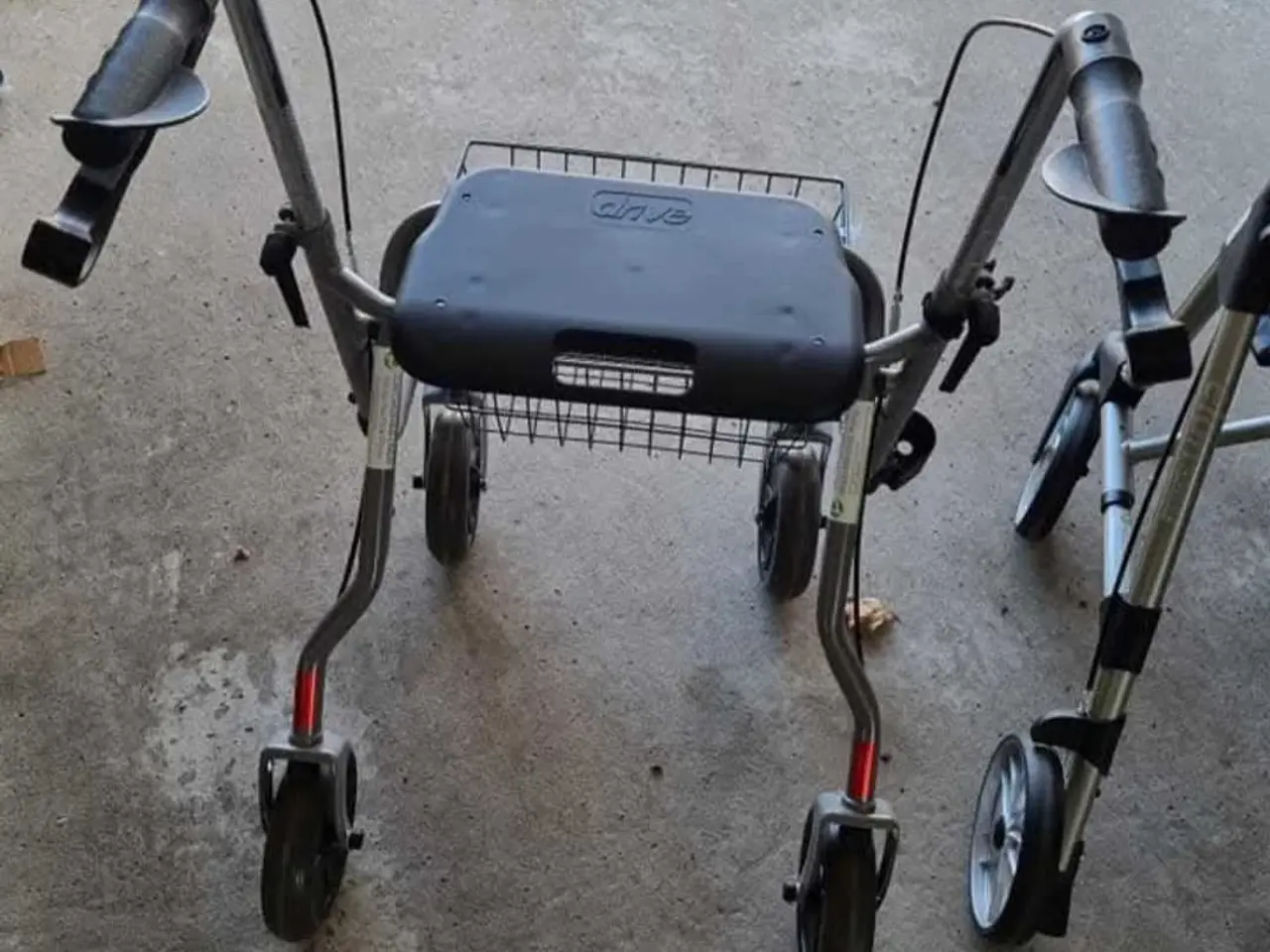 Billede 2 - Rollator - aldrig brugt