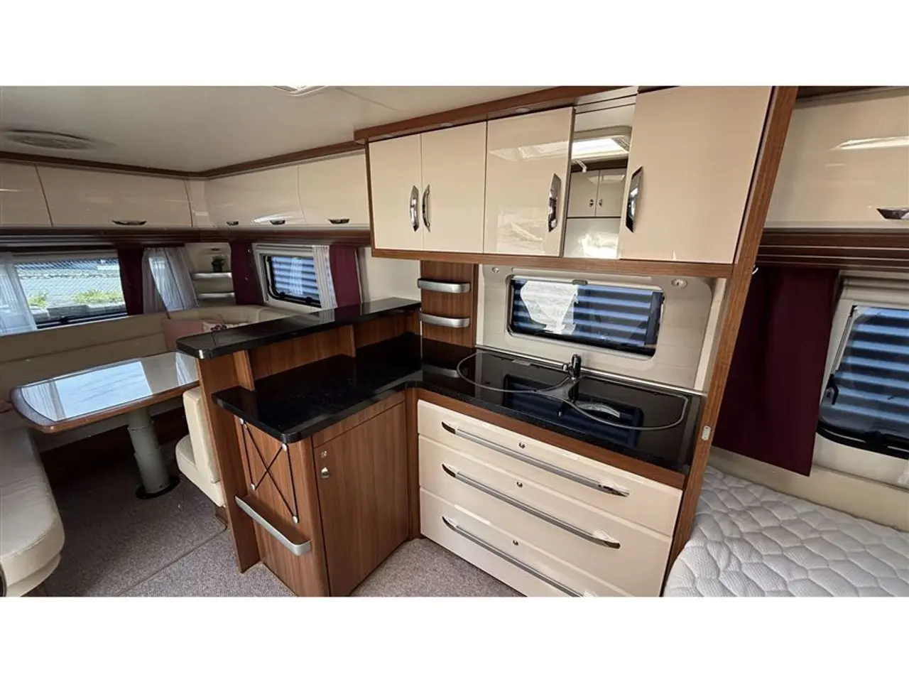 Billede 9 - 2014 - Hobby Premium 560 CFe Pæn og velholdt campingvogn