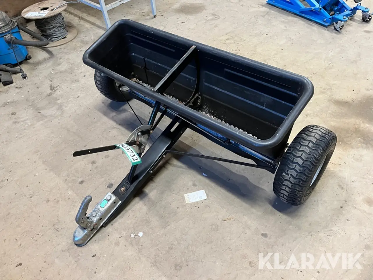 Billede 3 - Saltspreder Yard commando Equipment