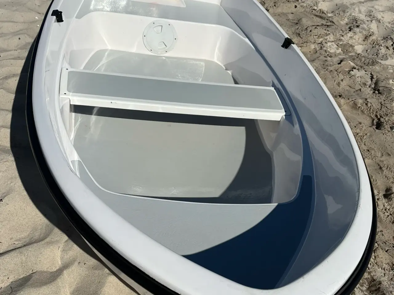 Billede 2 - Synkefri glasfiberjolle