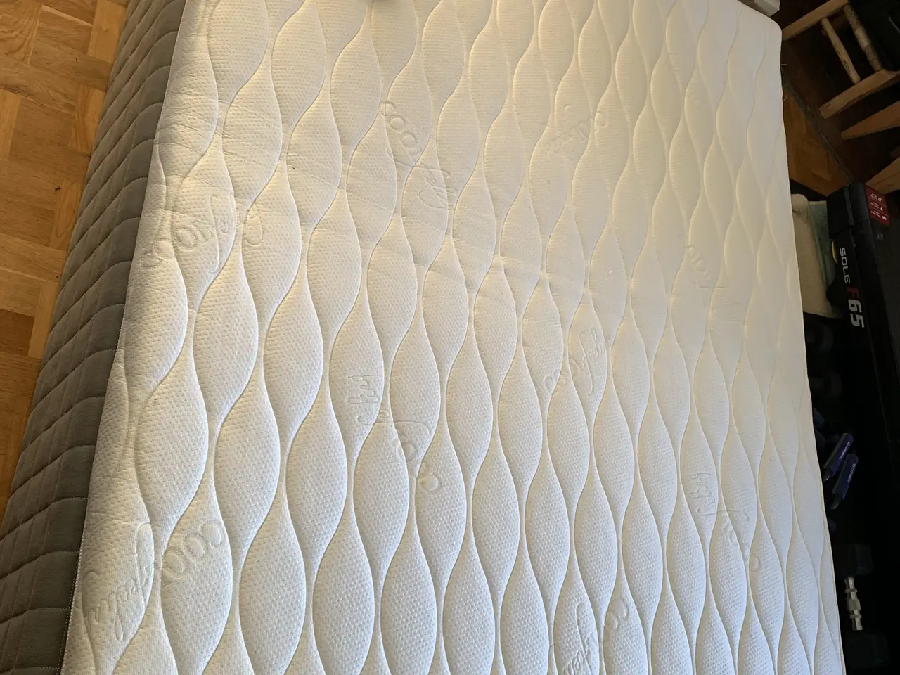 Billede 3 - Cool Feeling Latex topmadras – 9 cm høj, 140 x 200