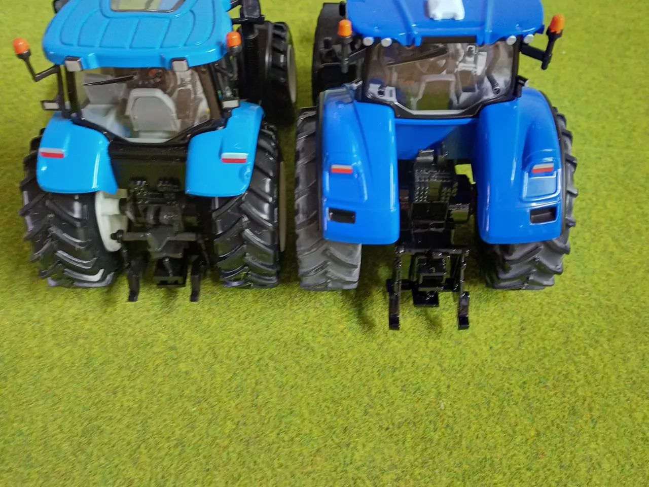 Billede 1 - Britains New Holland