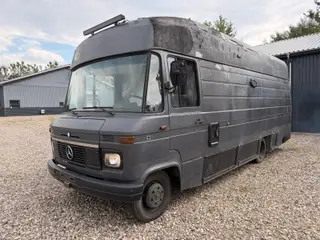 Mercedes 1213