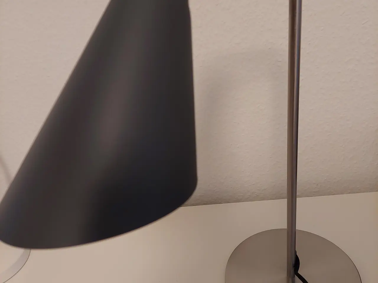 Billede 2 - Bordlampe mrk. Salling