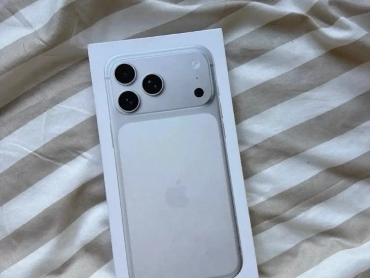 Billede 2 - iPhone 17 pro 256 GB hvid