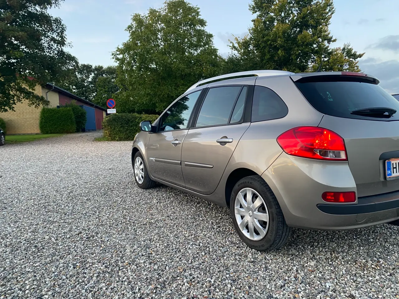 Billede 2 - Velholdt Clio st.car