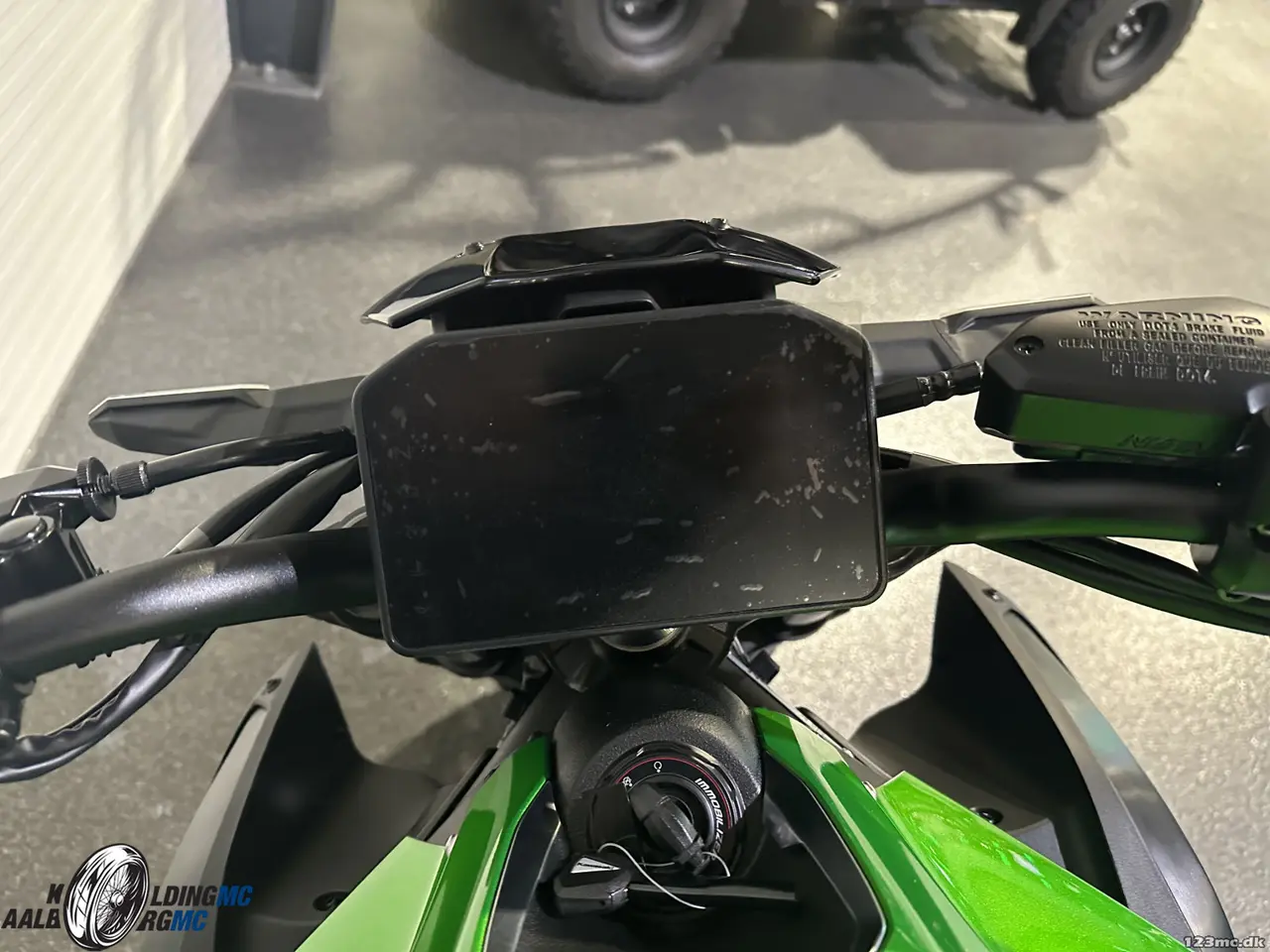 Billede 7 - Kawasaki Z 900 Candy Lime Green / Metallic Carbon Gray