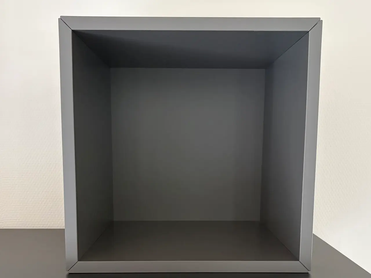 Billede 1 - IKEA EKET skab, mørkegrå, 35x35x35 cm.