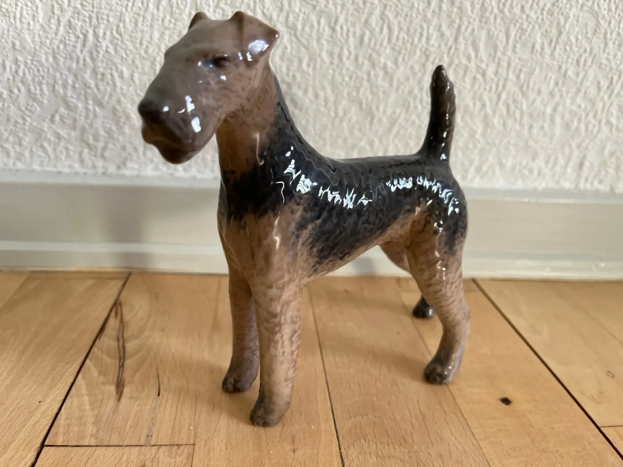Billede 1 - Royal Copenhagen - Airdale terrier - nr 3139