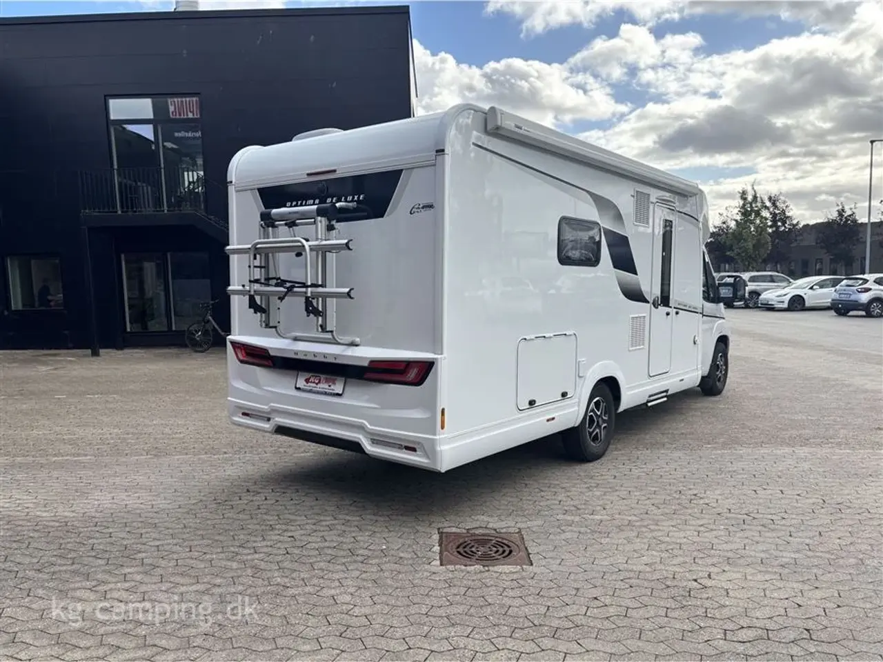 Billede 3 - 2022 - Hobby Optima De Luxe T70 F aut. Velholdt autocamper med dobbeltseng og masser af ekstraudstyr.