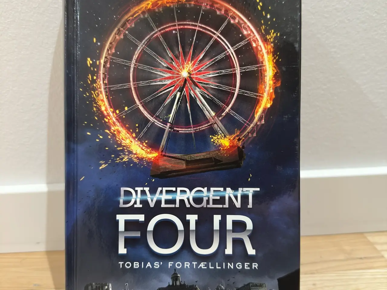 Billede 13 - Divergent bog serie