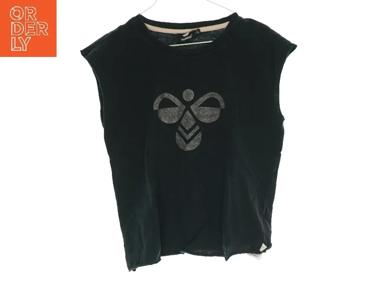 Billede 1 - Ærmeløs T-shirt fra Hummel (Str 140 cm)