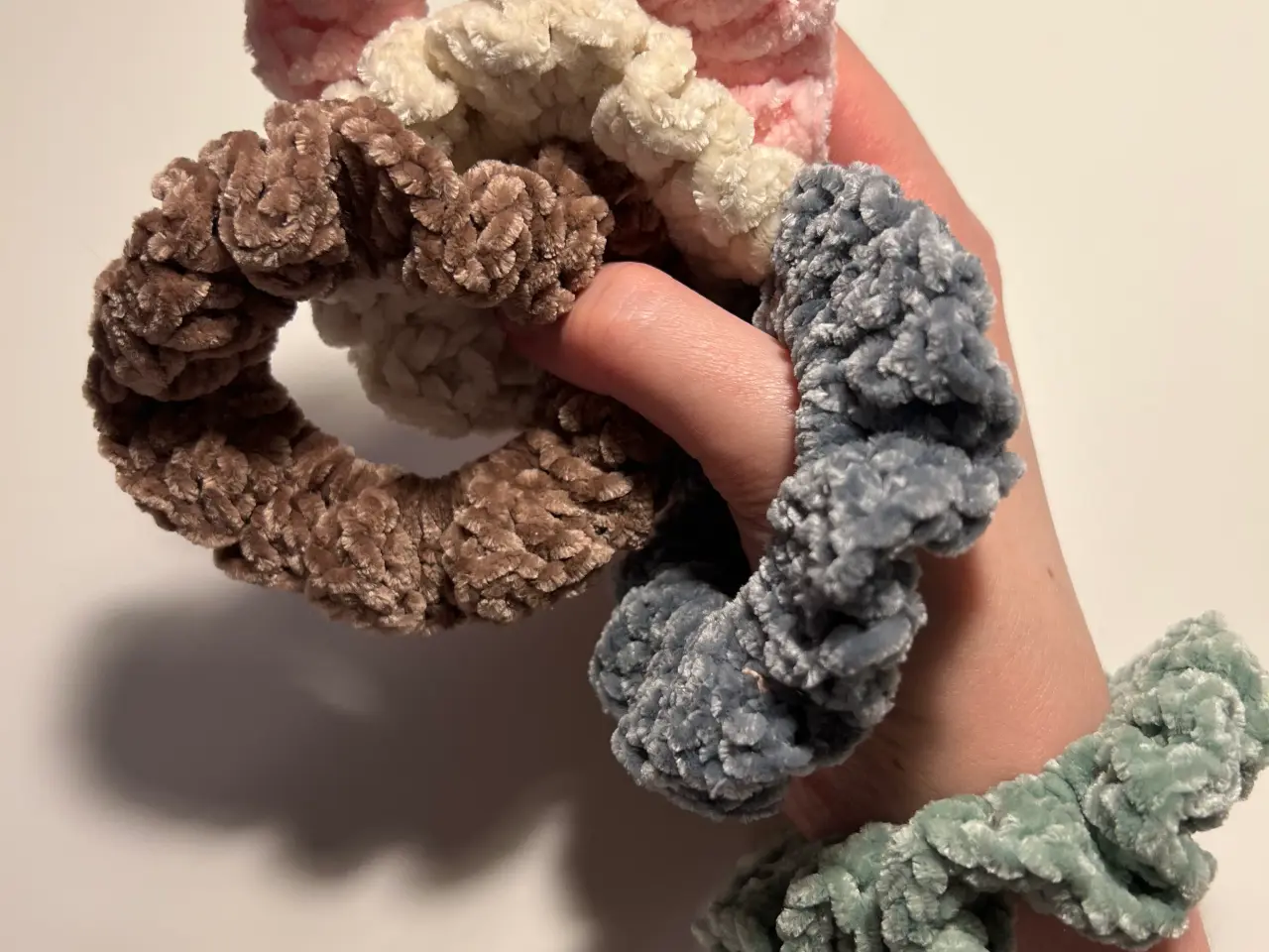Billede 1 - Bløde scrunchies