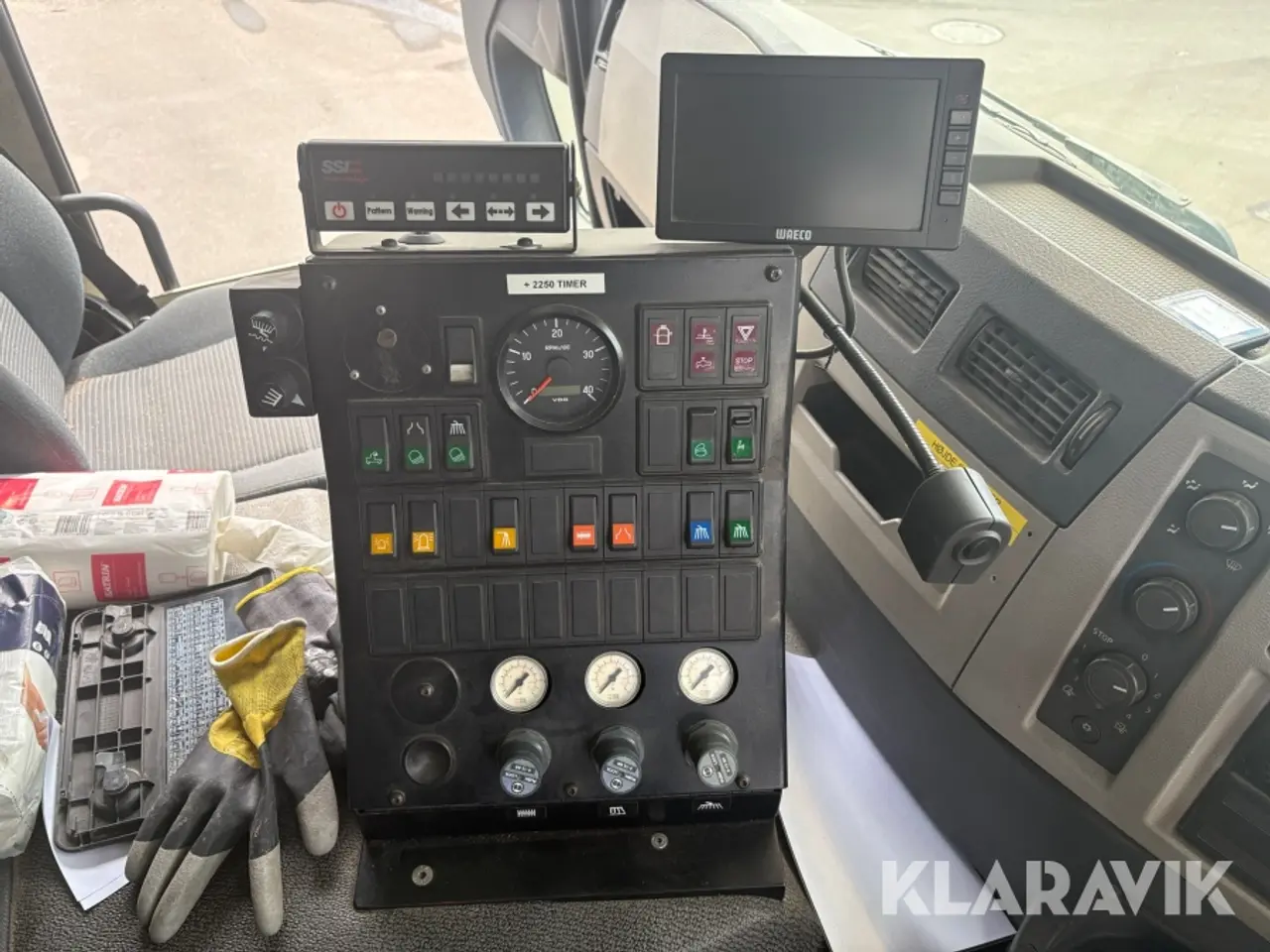 Billede 10 - Fejebil Volvo FE 240