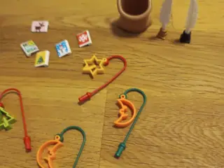 Playmobil julekort, fjerpenne, gavesæk, julelamper