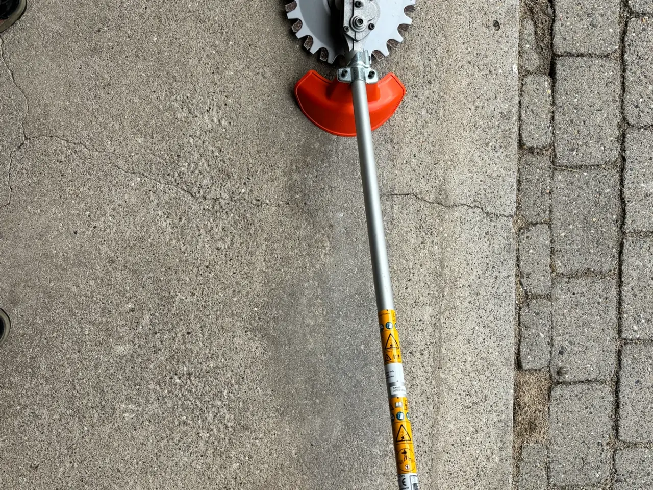 Billede 1 - Husqvarna Trimmer, buskrydder og grødeskærer