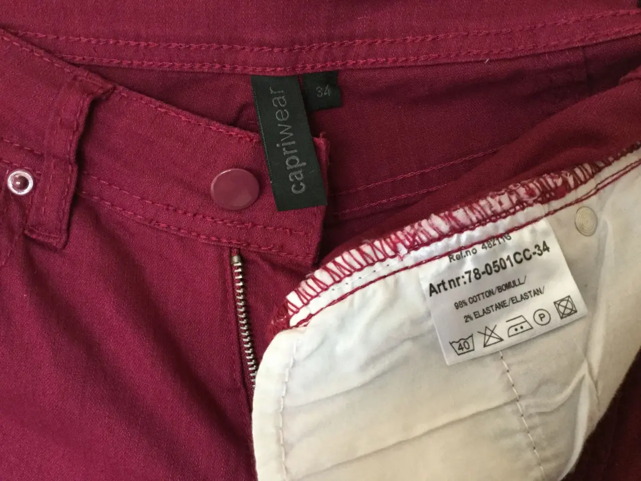 Billede 4 - Nye Bukser / Jeans - Capriwear str. 34