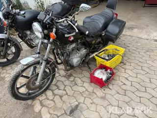 Motorcykel Kawasaki LTD440 1 styk