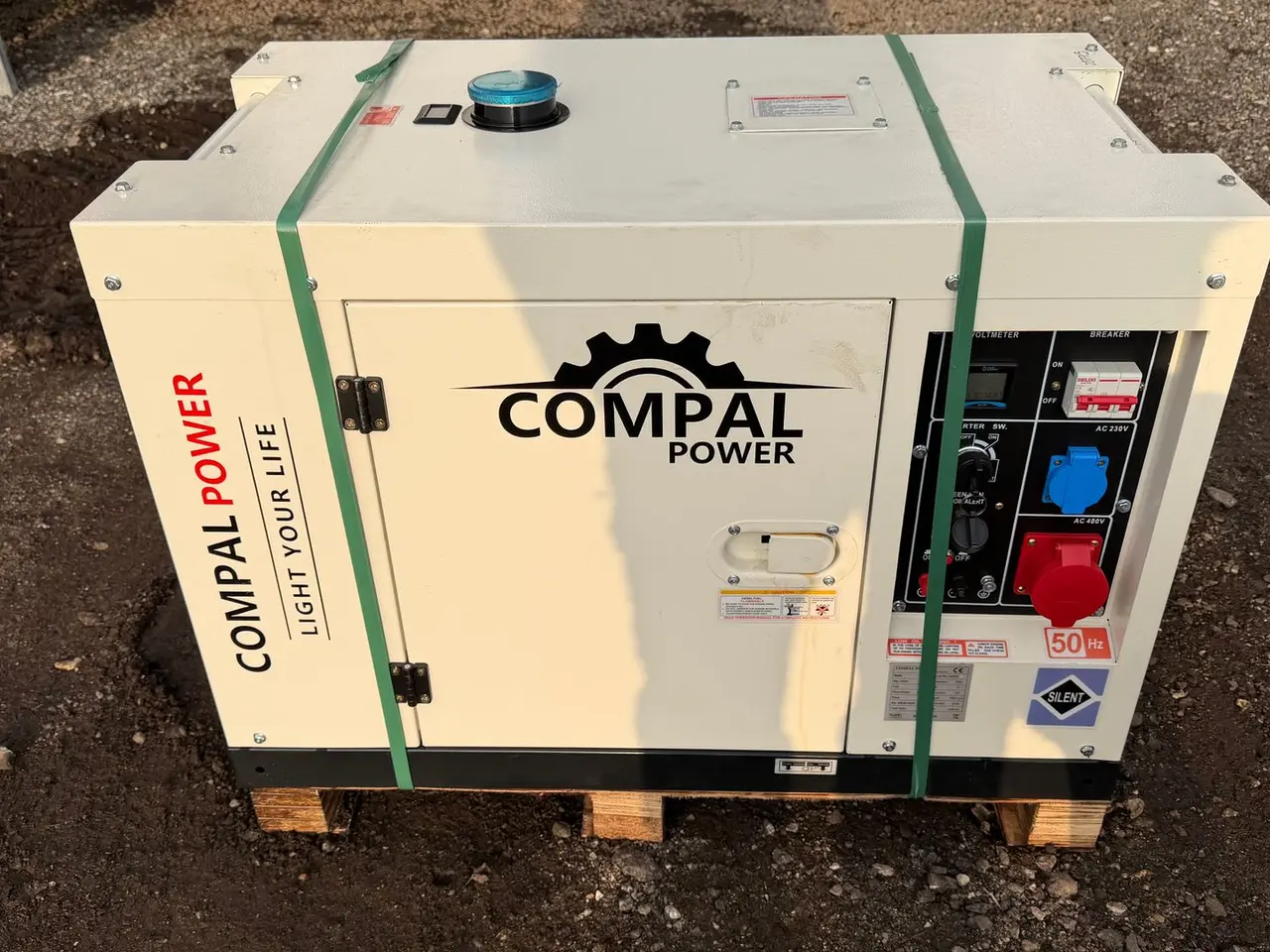Billede 2 - Compal Power VG-R110 11 KVA Støjsvag Diesel Generator