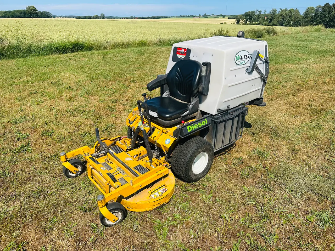 Billede 1 - Walker zero-turn klipper med opsamler