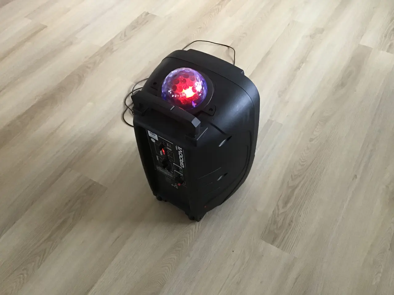 Billede 9 - Party højtaler Groove med Bluetooth,med microfon.