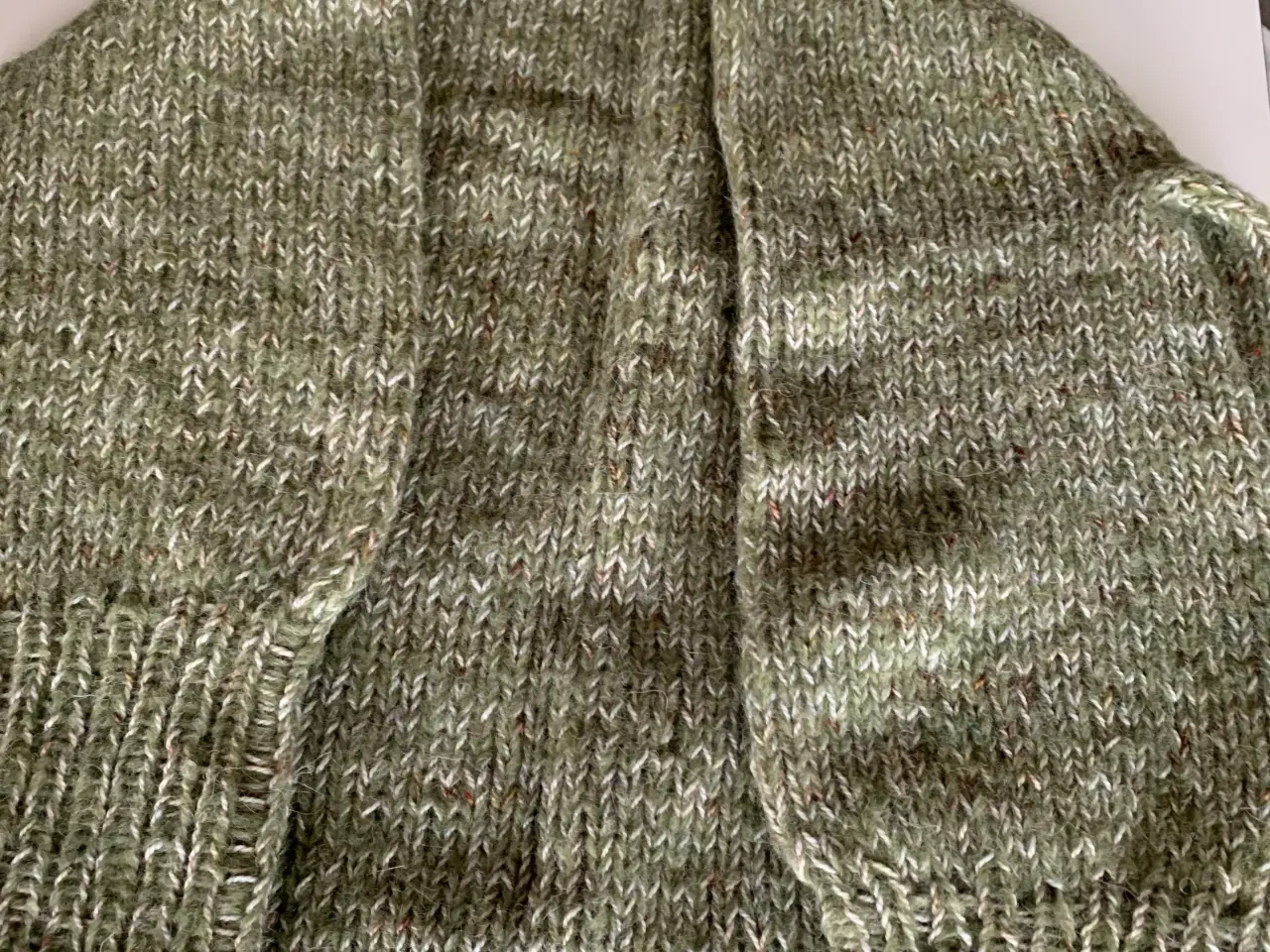 Billede 1 - Sweater