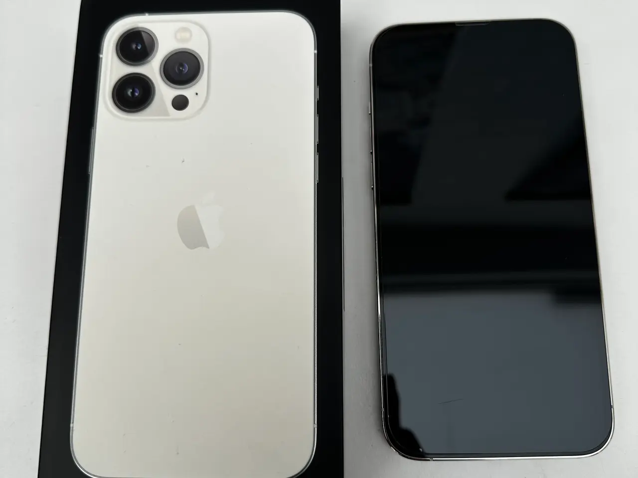 Billede 1 - iPhone 13 Pro Max 128GB Sølv/Hvid(Som ny, kasse)